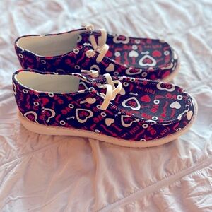 Women’s Shoes that look like Dude’s